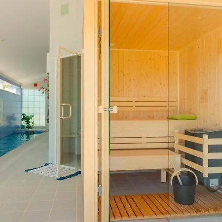 Familiale * אלבור